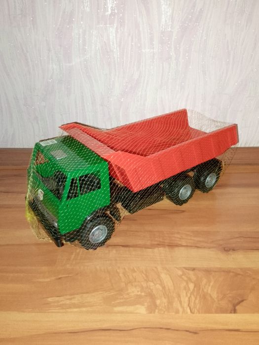 Игрушка большой автомобиль" Грузовик - самосвал "для ребенка от 1 года