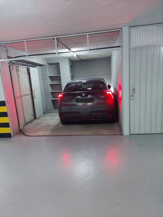 Garagem Box - Praceta António Coelho Figueiredo