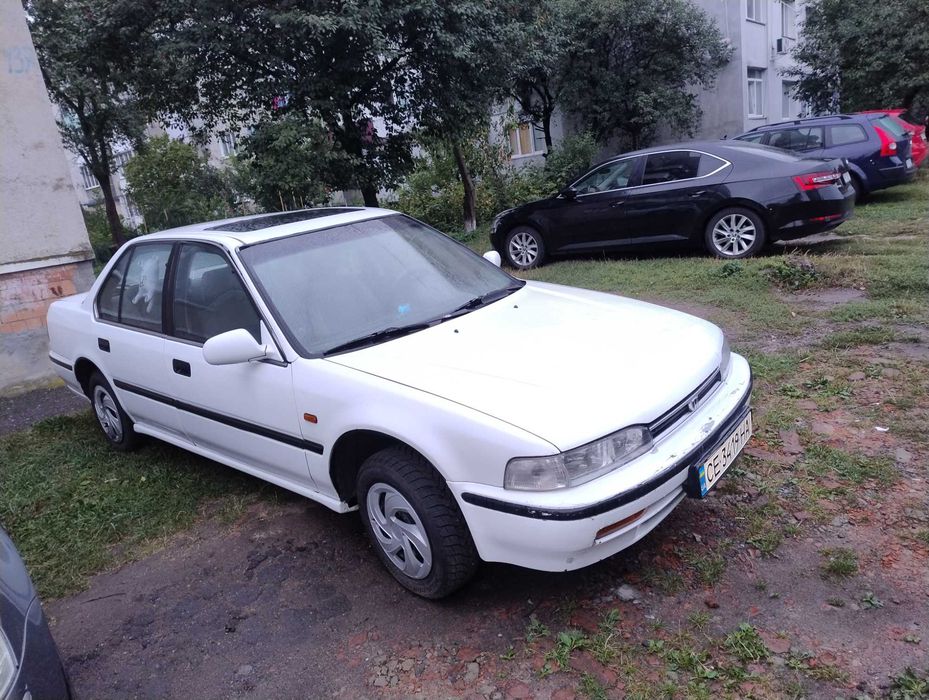 Продам автомобіль Honda Accord 4