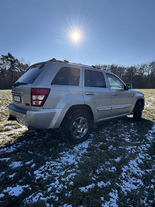 Jeep Grand Cherokee 5,7 HEMI Overland, 4x4, Quadra Drive ||, Gaz BRC