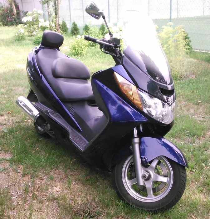 Suzuki Burgman AN 400 części czacha silnik płoza cały na części