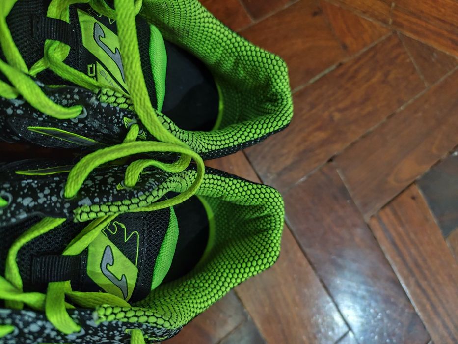 Tênis futebol Joma