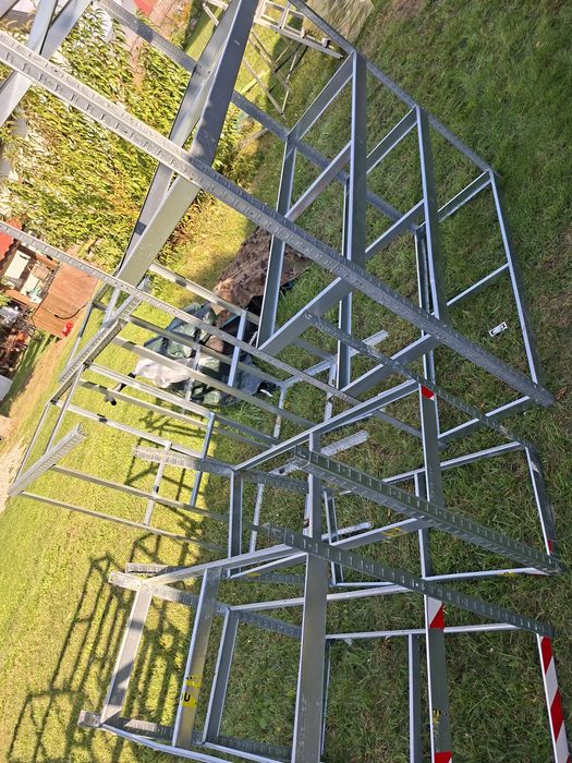 Regały metalowe składane