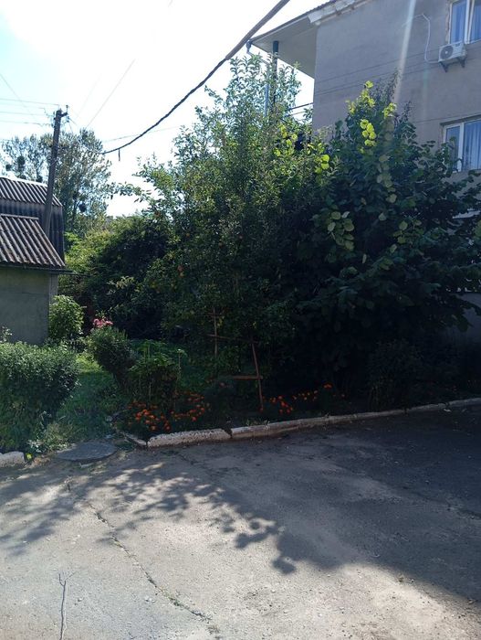 Терміново продам 3кім.кв..під ремонт! Варіант під Бізнес!