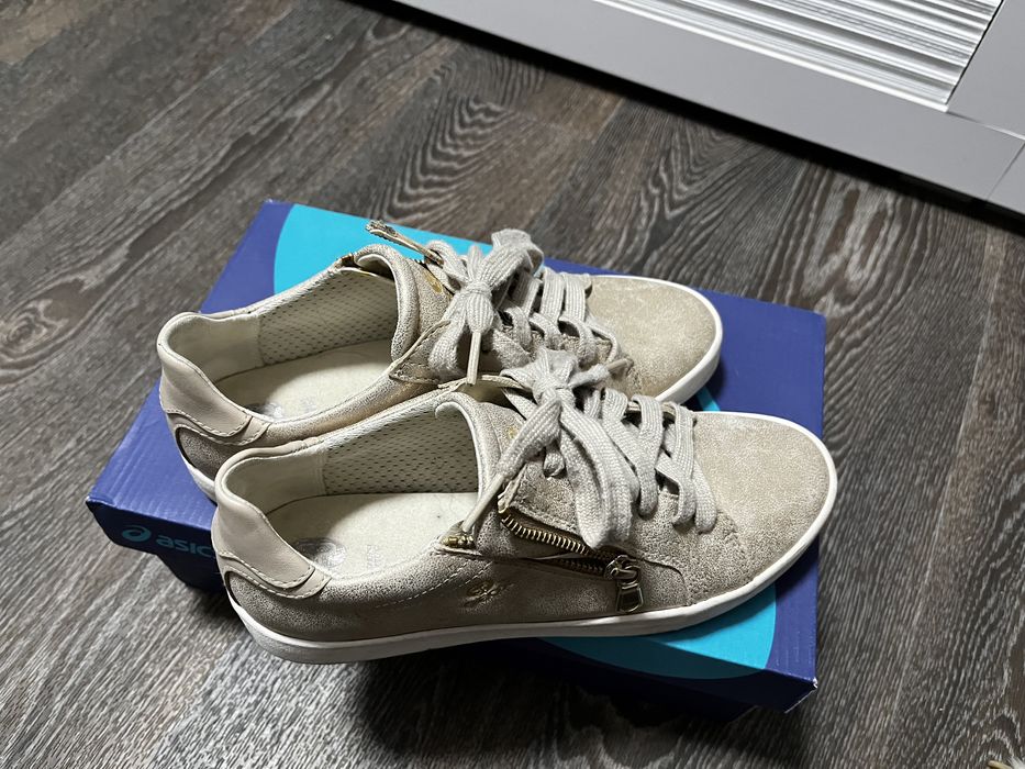 Кросівки Geox, Skechers