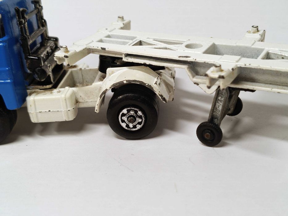 Matchbox Super Kings K-21 Scammell Tractor & Transporter (1973)