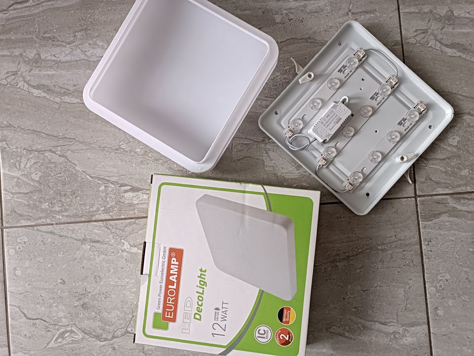 Лампа, світильник, на деталі