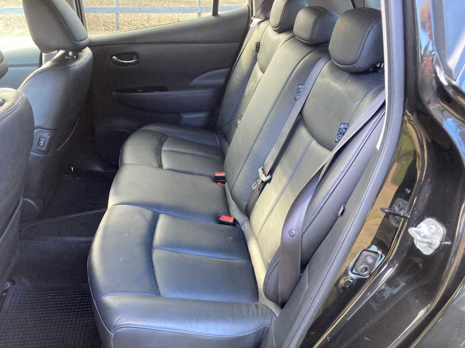 Nissan Leaf 24 KWt, рідний пробіг, 12 палок, тепловий насос, без ДТП