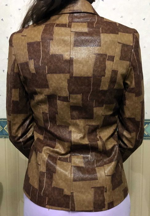 Жіночий піджак, абстракція