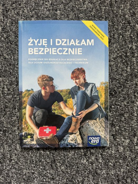 Książka 1 klasa liceum zakres podstawowy