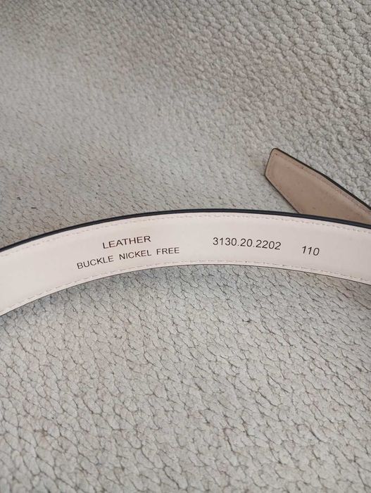 Cinto / Correia cabedal -- NOVO --- PRETO 110 cm