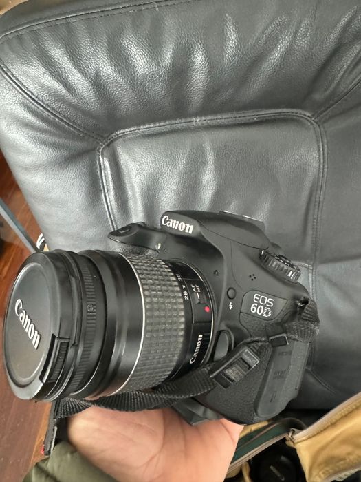 Cannon 60D + material