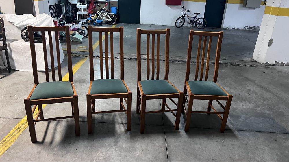 Cadeiras de sala de jantar