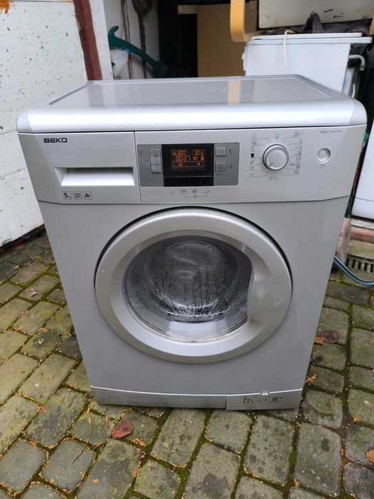 sprzedam pralkę BEKO WMB 51241 PTS stan całkiem fajny 100% sprawna