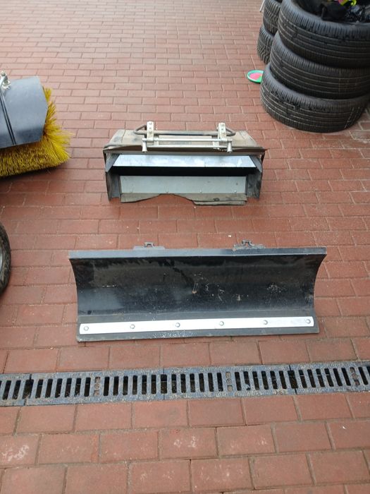 Zamiatarka spalinowa Iseki hk 80 pro silnik Honda plug do śniegu odsniezarka