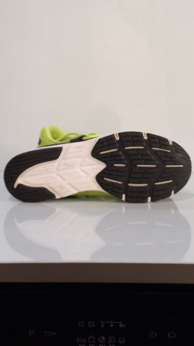 Кросівки жіночі asics, розмір  EUR 37,5