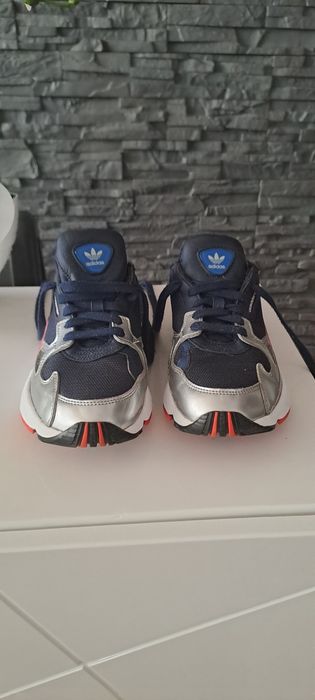 Buty Adidas Falcon 39.5