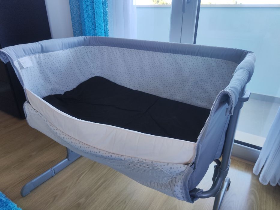 Berço next2me Chicco com lençóis