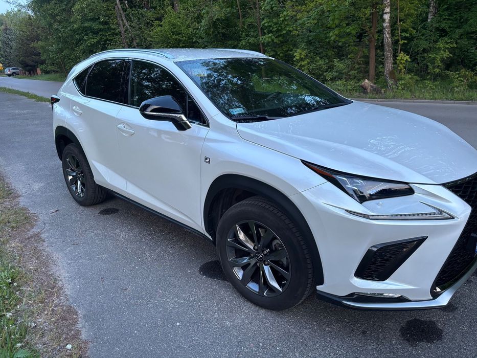 Lexus NX Sprzedam  Lexusa Nx w wersji benzynowej