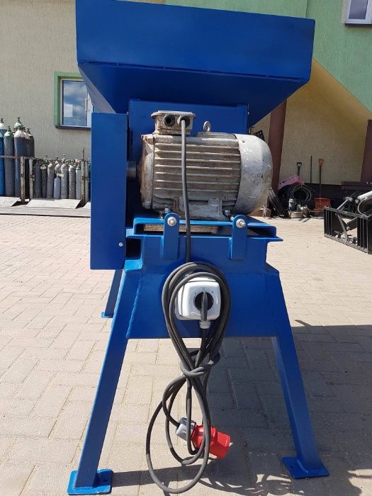 Gniotownik do zboża 2 walcowy NOWY producent