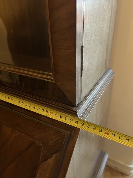 Vitrine-secretaria de madeira