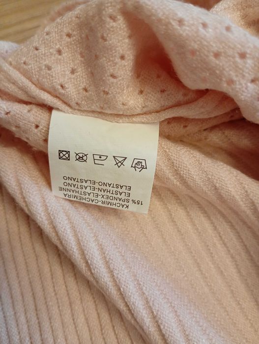 Sweter pudrowy róż les etoiles claires Paris