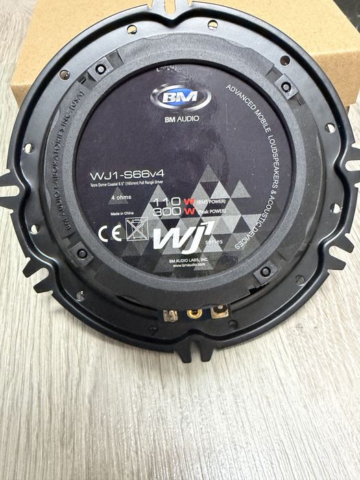 Продам  комплект динамиков для авто