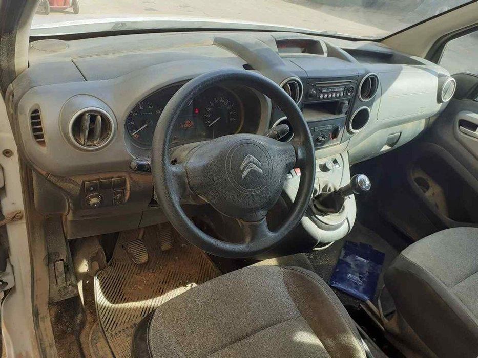 Reservatório Do Aditivo Fap Citroen Berlingo Combi