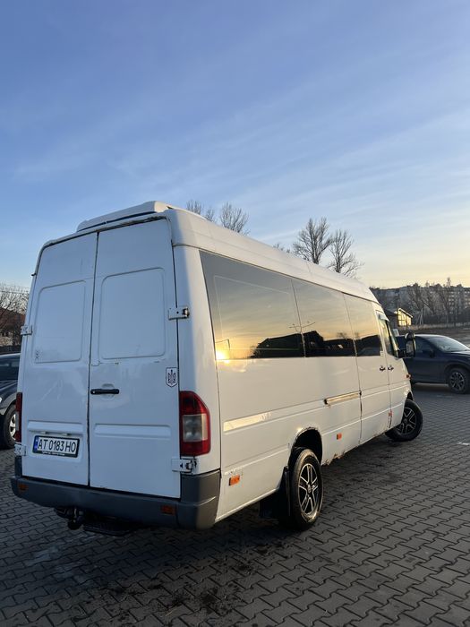 Mecedes-Benz Sprinter 316cdi легковий 8+1