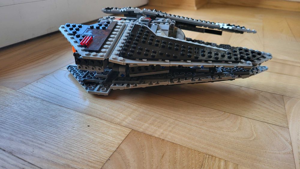 LEGO 9500 Sith Fury Class Interceptor  Tylko statek Niekompletny