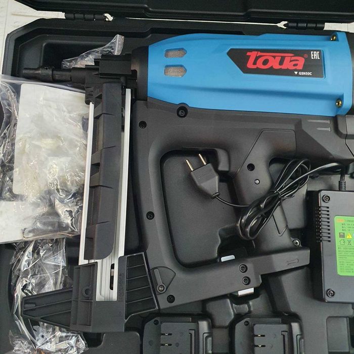 Газовий монтажний пістолет TOUA GSN50C, 5 насадок, гарантsя, акція!