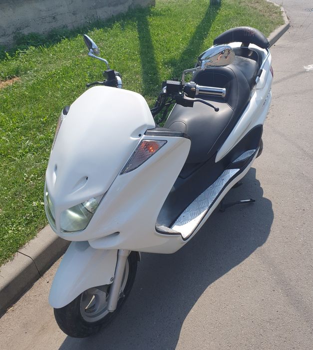 скутер Yamaha Majesty 250