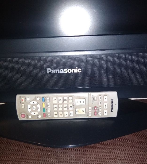 Продам телевизор Панасоник