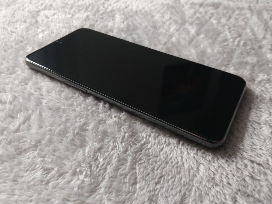 OnePlus 10T 5G 8/128 DualSim 6,7" AMOLED 50Mpx Ładowanie 150W Stereo