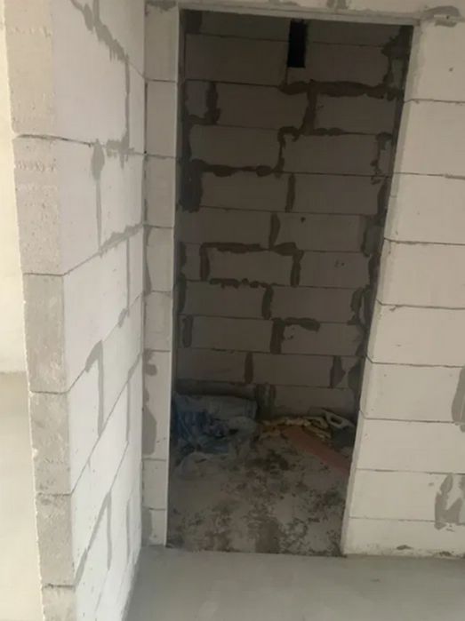 Продаж 2км. квартири по вул. Торговиця