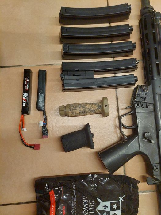 Vendo mp5 airsoft