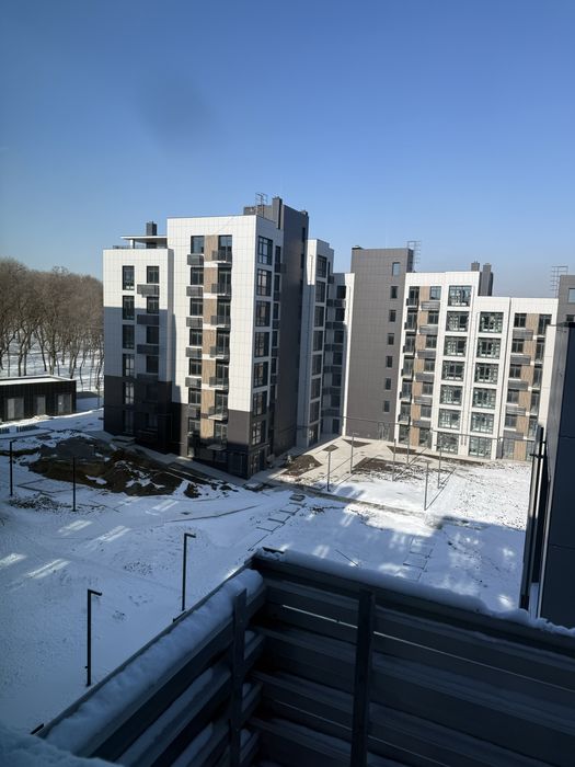 Продам квартиру  с автономным газовым отоплением , рядом Центр