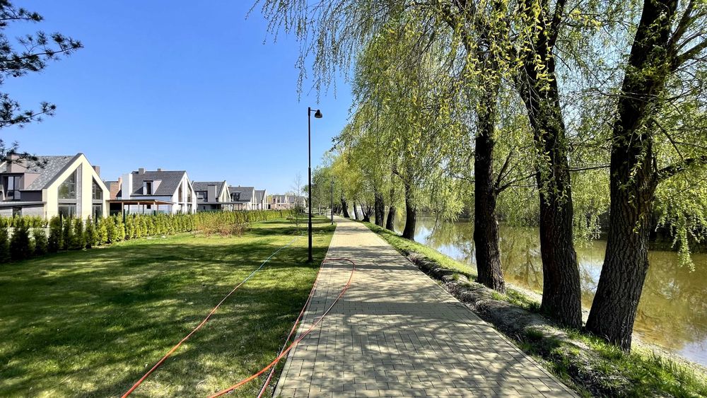 Продається котедж 84 м2 в КМ BELLAGGO, с.Осещина