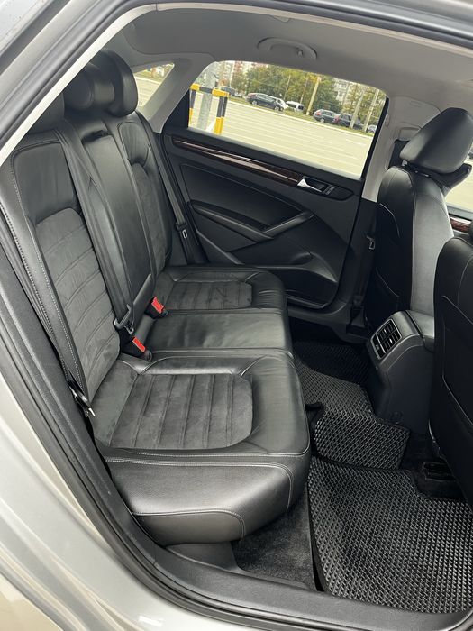 Volkswagen Passat B7 (NMS USA) 2013 р.в. 2.0 TDI SEL Premium