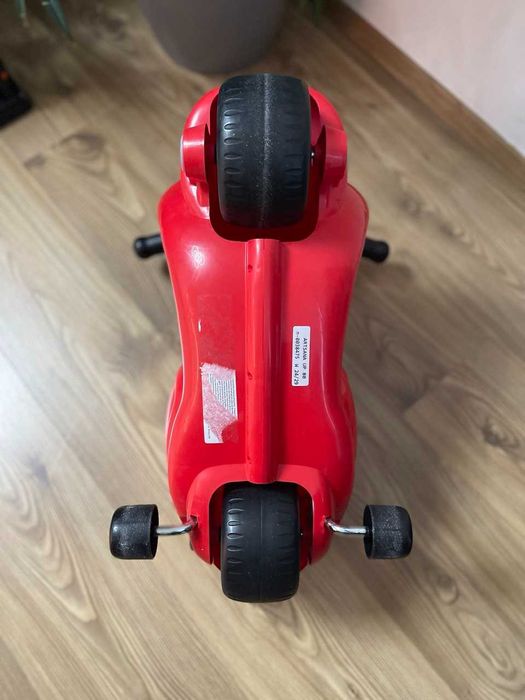 Толокар з електронною панеллю Chicco Vespa Primavera