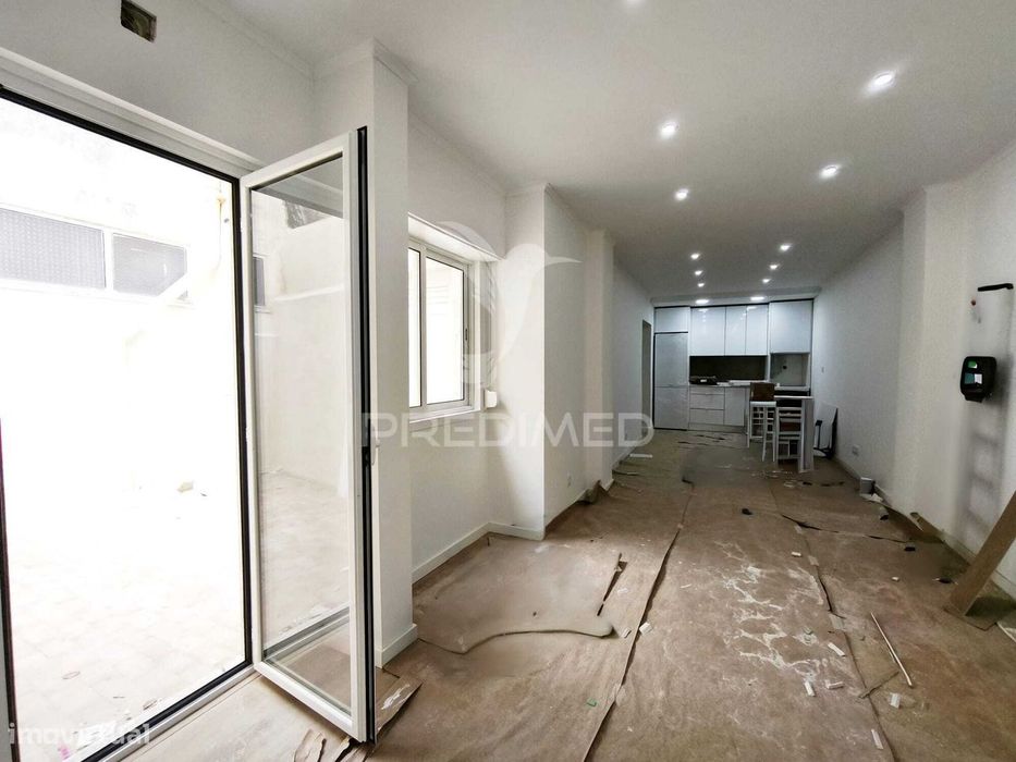 T3 Totalmente Remodelado | Amadora | Espaço Exterior | 359.000 €
