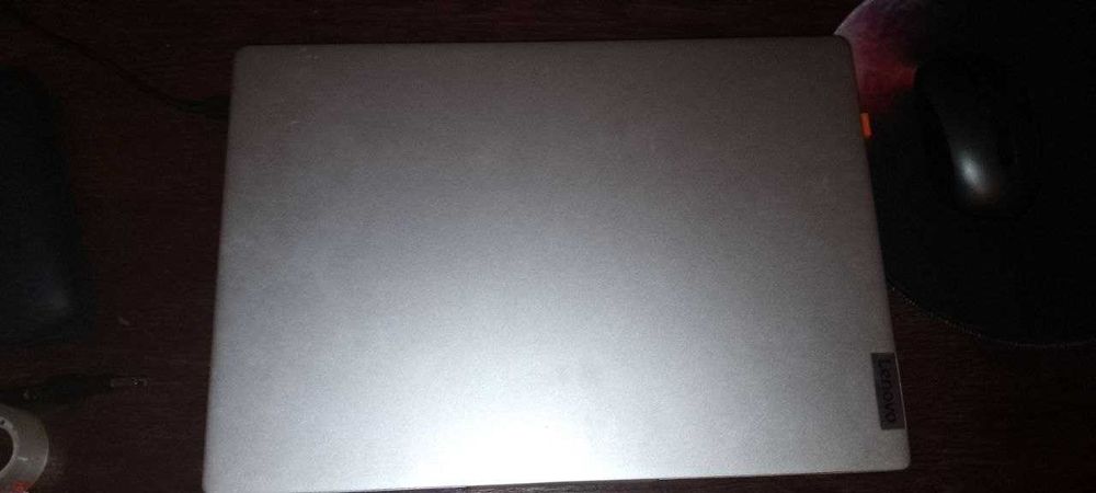 Lenovo IdeaPad Slim 5 / i5-12450H / 16 ГБ / 512 ГБ SSD