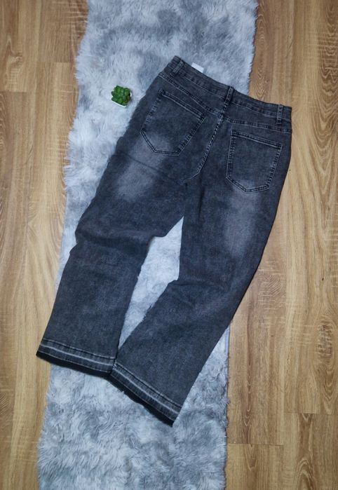 flared jeans джинси