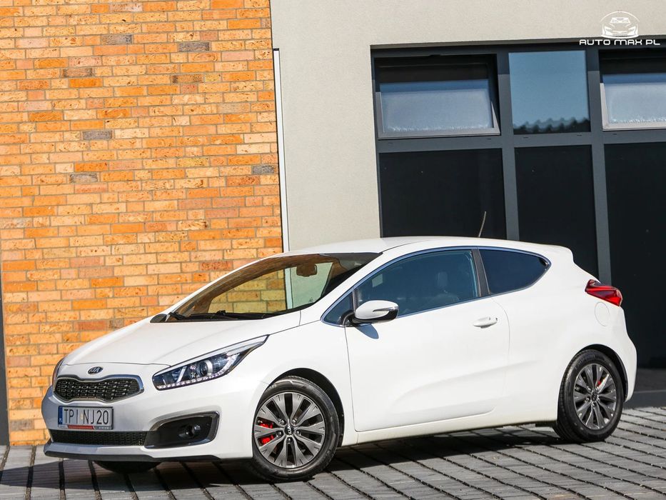 Kia ProCeed LIFT 1.4 DOHC 100KM 2016 Światła LED Kamera Czujniki Navi Biała Perła