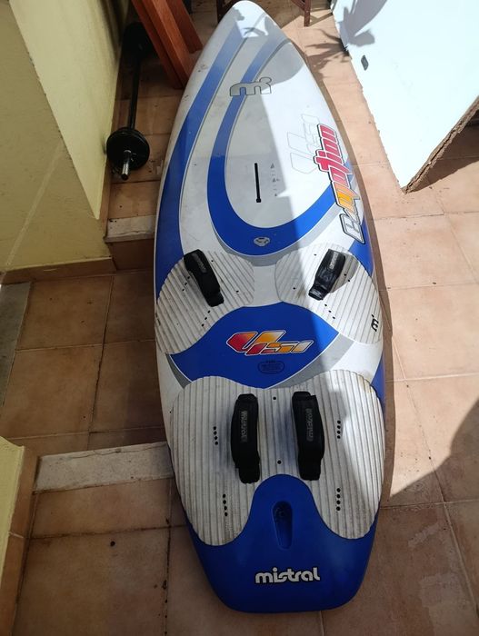 material de windsurf