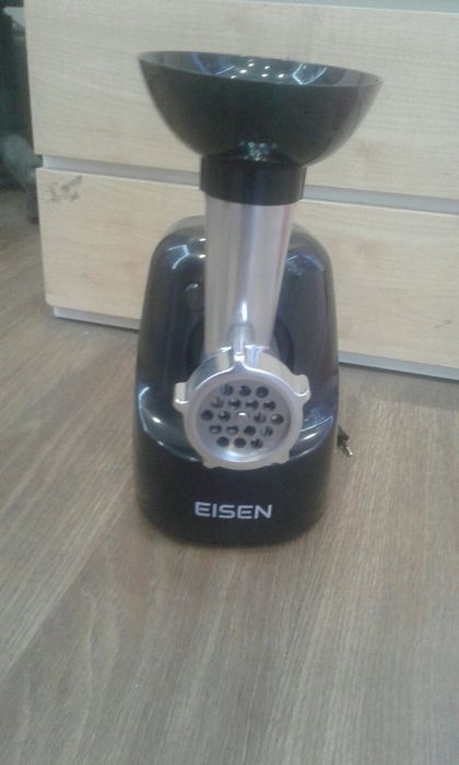 Продам мясорубку   фирмы eisen новая