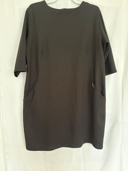 Czarna oversize sukienka roz 52