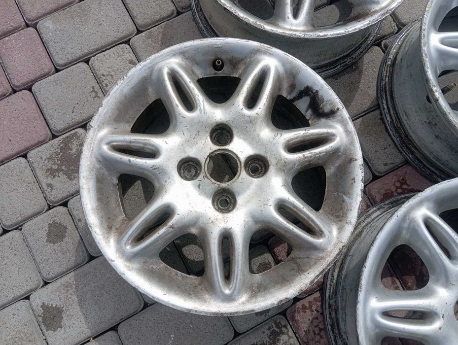 Титани 4х100 r15 et 45 5.5j диски литі алюміній ваз Ланос Opel