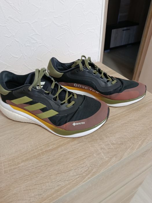 Adidas supernova gore-tex