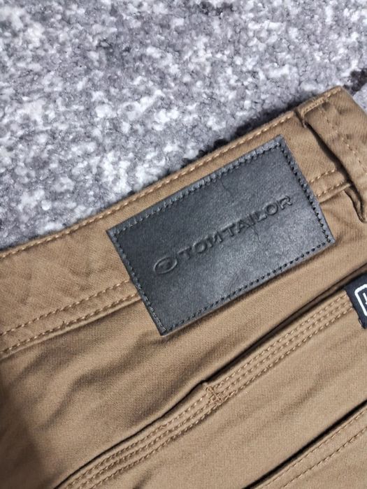 Брюки чоловічі.